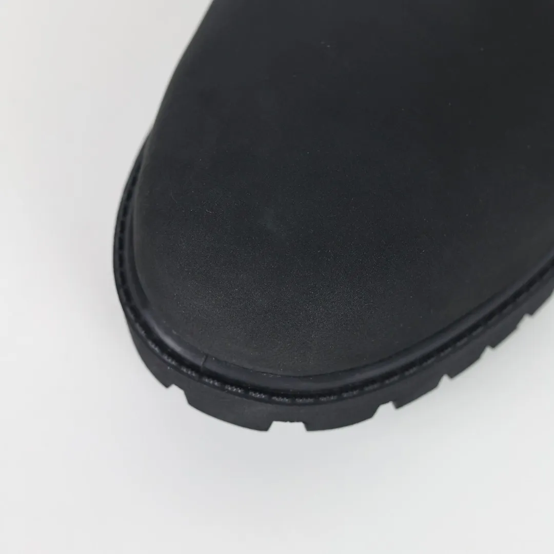 Local self-pickup💰640 Core recommendation Good price Rubber non-slip outsole resists cold and cracks. Authentic and consistent all-leather collar/lining/sole. Equipped with anti-fatigue shock-absorbing honeycomb insole. Extremely comfortable. Full set of original packaging accessories (comes with shoelaces, eraser, and counter bag). Size: 39.5 40 41 42 43 44 45 One size too large.